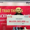 Giải Jackpot sản phẩm Mega 6/45 trị giá 66,6 tỷ đồng vừa được trao cho bà T., đến từ Quảng Ninh. (Ảnh: Vietlott)