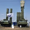 Lục quân Nga tiếp nhận hệ thống tên lửa phòng không hiện đại