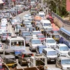 Ấn Độ tăng thuế tiêu thụ xăng dầu để phát triển giao thông