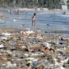 Trung Quốc đổ ra biển 2,4 triệu tấn rác thải mỗi năm