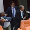 5 nghị sỹ bị thương trong vụ ẩu đả dữ dội tại quốc hội Thổ Nhĩ Kỳ