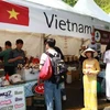 Đại sứ quán Việt Nam tham gia Hội chợ từ thiện tại Bình Nhưỡng 