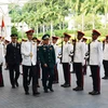 Tư lệnh Phòng không-Không quân Việt Nam làm việc tại Singapore