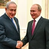 Trong ảnh: (tư liệu) Tổng thống Nga Vladimir Putin (phải) và Thủ tướng Israel Benjamin Netanyahu (trái) tại cuộc gặp ở Moskva, Nga, ngày 11/7/2018. (Nguồn: AFP/TTXVN)