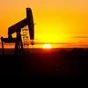 Giá dầu tiếp tục đi xuống do lo ngại gián đoạn nguồn cung