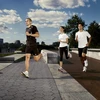 Chạy bộ hơn 6km mỗi ngày có thể gây hại cho sức khỏe