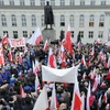 Hàng nghìn người Ba Lan biểu tình phản đối kết quả bầu cử