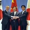 Sớm tổ chức cuộc gặp thượng đỉnh Nhật Bản-Trung Quốc-Hàn Quốc