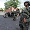Binh sỹ Venezuela làm nhiệm vụ tại biên giới với Colombia. (Nguồn: AFP/TTXVN)