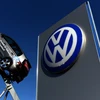 Logo hãng Volkswagen tại một chi nhánh ở Duesseldorf, miền tây nước Đức. (Nguồn: AFP/TTXVN)