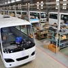 Dây chuyền sản xuất khung xe ôtô hành khách (từ 24-80 chỗ) tại nhà máy của Tổng công ty Cơ khí Giao thông Vận tải Sài Gòn. (Ảnh: An Hiếu/TTXVN)