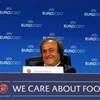 Cựu danh thủ Michel Platini tái đắc cử chức Chủ tịch UEFA 