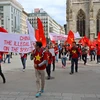 Đông đảo người Việt tại Áo biểu tình phản đối Trung Quốc 