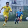 Đương kim vô địch U19 có chiến thắng đầu tiên, SHB Đà Nẵng thua nặng