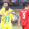 Hà Nội T&T (áo vàng) đang thể hiện phong độ khủng khiếp ở V-League lượt về. (Ảnh: Minh Chiến/Vietnam+)