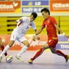 Đội tuyển Futsal Việt Nam (áo trắng) tiếp tục nhận thất bại trước Myanmar. (Ảnh: Bạch Dương)