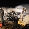 Khoảnh khắc máy bay Boeing 737-500 rơi và nổ tung