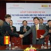 Lễ ký dự án Tây Ban Nha hỗ trợ triển khai Chiến lược phát triển du lịch Việt Nam 2011-2020 (Nguồn: Web Tổng cục Du lịch)