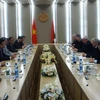 Quang cảnh buổi làm việc giữa Phó Chủ tịch QH Huỳnh Ngọc Sơn với Chủ tịch Thượng viện Belarus Rybydov. (Ảnh: Cao Cường/Vietnam+)
