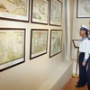Triển lãm bản đồ và tư liệu ''Hoàng Sa, Trường Sa của Việt Nam - những bằng chứng lịch sử'' tại Hà Nội vào tháng 7. (Ảnh: Thế Duyệt/TTXVN)