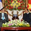  Phó Thủ tướng Nguyễn Xuân Phúc tiếp Phó Thủ tướng CHDCND Lào. (Ảnh: Dương Giang/TTXVN)