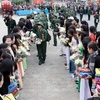 Quảng Ngãi tưng bừng ngày hội giao quân đầu năm 2014