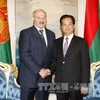 Quan hệ Việt Nam-Belarus ngày càng được củng cố. Trong ảnh: Thủ tướng Nguyễn Tấn Dũng hội kiến với Tổng thống Belarus A. Lukashenko tháng 5/2013 (Ảnh: Đức Tám – TTXVN)