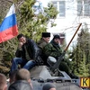 Các tay súng chiếm thêm một chiến hạm Ukraine ở Crimea