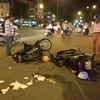 Hà Nội: Tai nạn nghiêm trọng tại Ngã Tư Sở, 2 xe máy vỡ nát