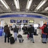 Hành khách tại sân bay Orly ở Paris (Nguồn: AFP/TTXVN)