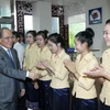Chủ tịch Quốc hội gặp gỡ doanh nghiệp Việt sang đầu tư tại Lào