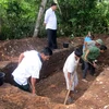 Khai quật di chỉ khảo cổ học hậu đá mới ở Thạch Lạc - Hà Tĩnh