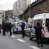 2 vụ bắt giữ con tin trong 1 ngày ở Paris: Chuyện gì đang xảy ra?