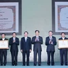 Thủ tướng trao Bằng công nhận “Huyện nông thôn mới” đầu tiên