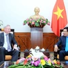 Thứ trưởng thứ nhất Bộ Ngoại giao Nga V.Titov làm việc tại Việt Nam