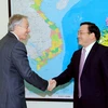 Phó Thủ tướng Hoàng Trung Hải tiếp cựu Thủ tướng Anh Tony Blair