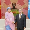 Chủ tịch Quốc hội Nguyễn Sinh Hùng tiếp Trợ lý Tổng thư ký LHQ