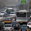 Ôtô trên đường phố Bắc Kinh. (Nguồn: EPA/TTXVN)