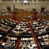 Thủ tướng Hy Lạp Alexis Tsipras phát biểu tại phiên bỏ phiếu về gói cứu trợ của Quốc hội ở thủ đô Athens ngày 15/7. (Nguồn: AFP/TTXVN)