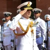 Tham mưu trưởng Hải quân Ấn Độ Robin K. Dhowan (giữa). (Nguồn: AFP/TTXVN)