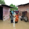 Cảnh ngập lụt sau trận mưa lớn ở Ahmedabad, Ấn Độ ngày 30/7. (Nguồn: AFP/TTXVN)