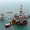 Cơ sở khai thác dầu LUKOIL của Nga tại mỏ dầu Korchagin ở biển Caspia ngày 7/4/2011. (Ảnh minh họa: AFP/TTXVN)