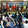 Các vở kịch dựa trên truyện cổ tích Việt Nam gây hứng thú với các trại viên (Ảnh: Trần Quang Vinh/Vietnam+)