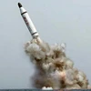 Triều Tiên bắn thử thành công một loại tên lửa đạn đạo phóng từ tàu ngầm. (Nguồn: Yonhap/TTXVN)