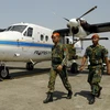 Lực lượng không quân được triển khai tìm kiếm cứu hộ máy bay mất tích, tại Makassar ngày 3/10. (Nguồn: Reuters/TTXVN)