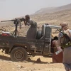 Binh sỹ Yemen giao tranh với phiến quân Houthi tại tỉnh miền trung Marib ngày 28/9. (Nguồn: Reuters/TTXVN)