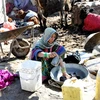 Người dân bị mất nhà cửa trong trận động đất ở Afghanistan. (Nguồn: THX/TTXVN)