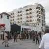Tòa khách sạn Jazeera Palace bị phá hủy sau vụ đánh bom. (Nguồn: AFP/TTXVN)
