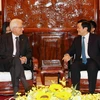 Chủ tịch nước Trương Tấn Sang gặp riêng Tổng thống Sergio Mattarella. (Ảnh: Nguyễn Khang/TTXVN)