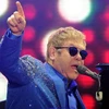 Ca sỹ kiêm nhạc sỹ người Anh Elton John trong một buổi biểu diễn tại Rio de Janeiro, Brazil ngày 20/9. (Nguồn: AFP/TTXVN)